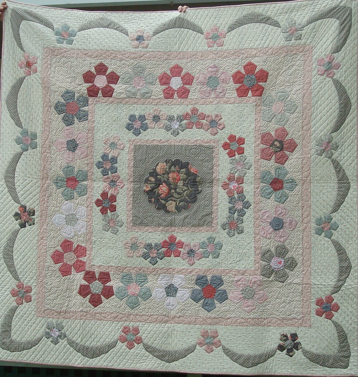 A different version of my Quilt Desert Rose Sue Daley Designs Blog
